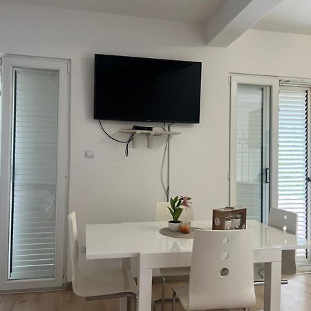 比耶拉Apartman Iskra公寓 外观 照片