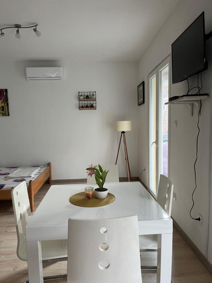 比耶拉Apartman Iskra公寓 外观 照片