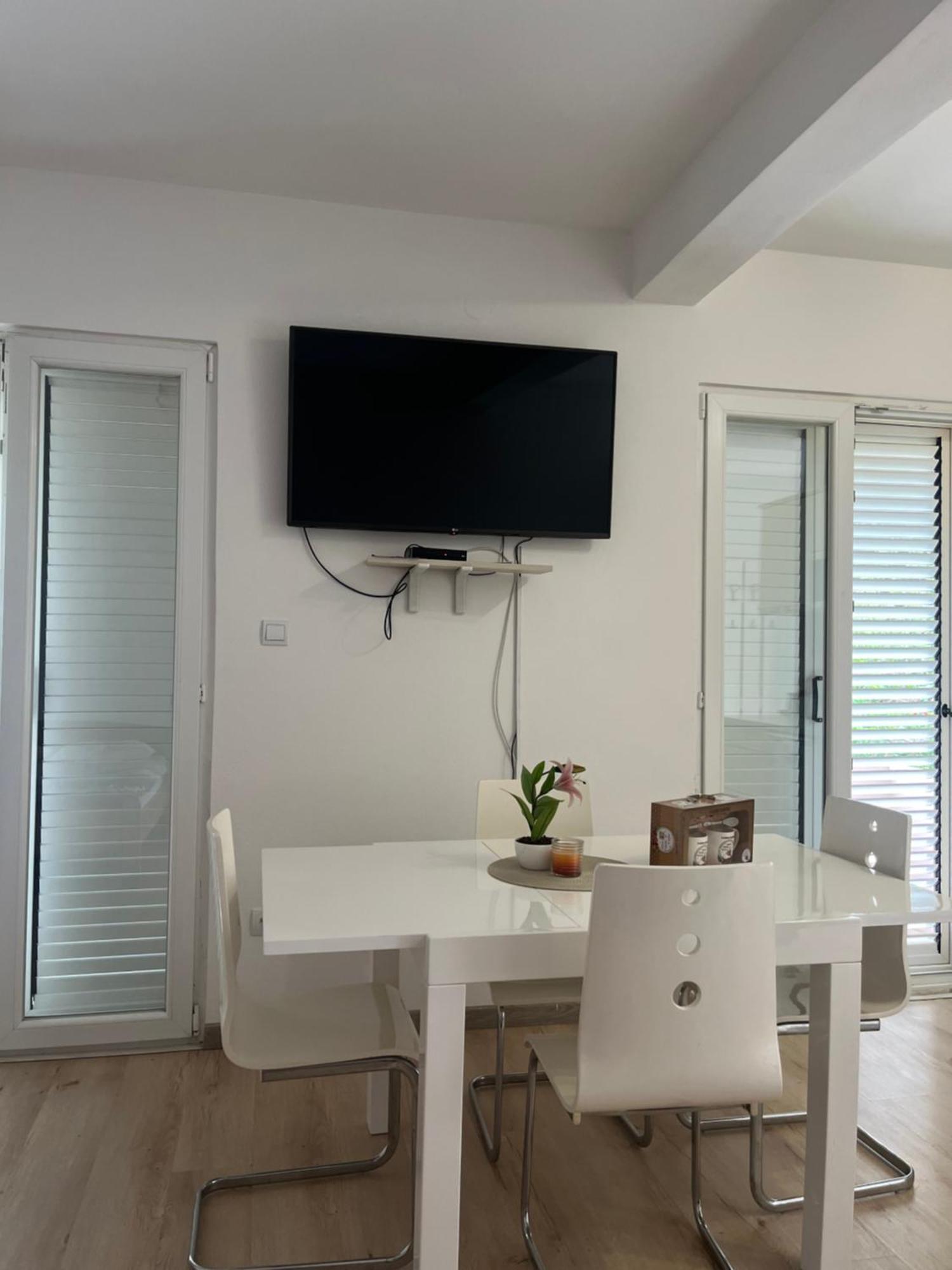 Apartman Iskra 比耶拉 外观 照片